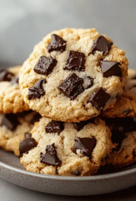 Low-Carb Chocolate Chip Cookies