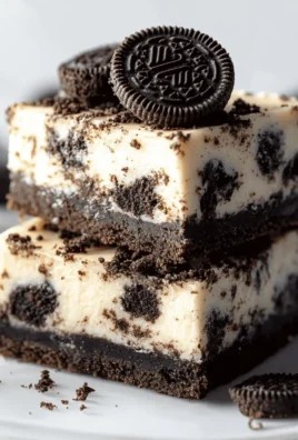 Keto Oreo Cheesecake Bars